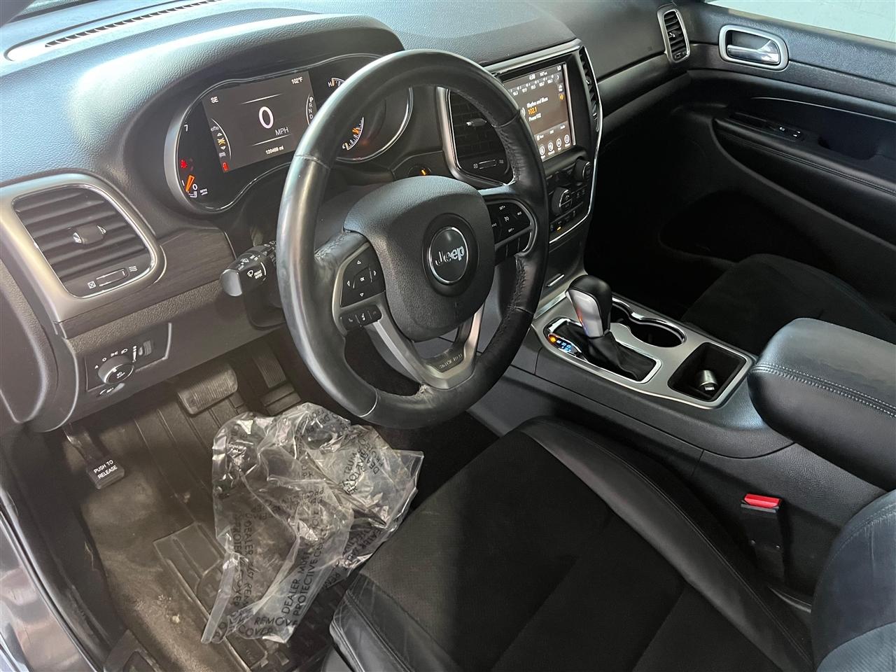 Jeep Grand Cherokee Laredo 2WD 2018