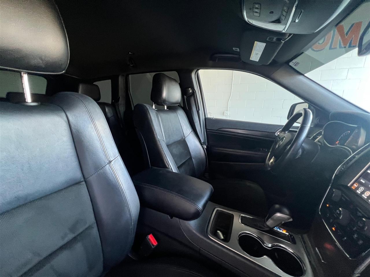 Jeep Grand Cherokee Laredo 2WD 2018