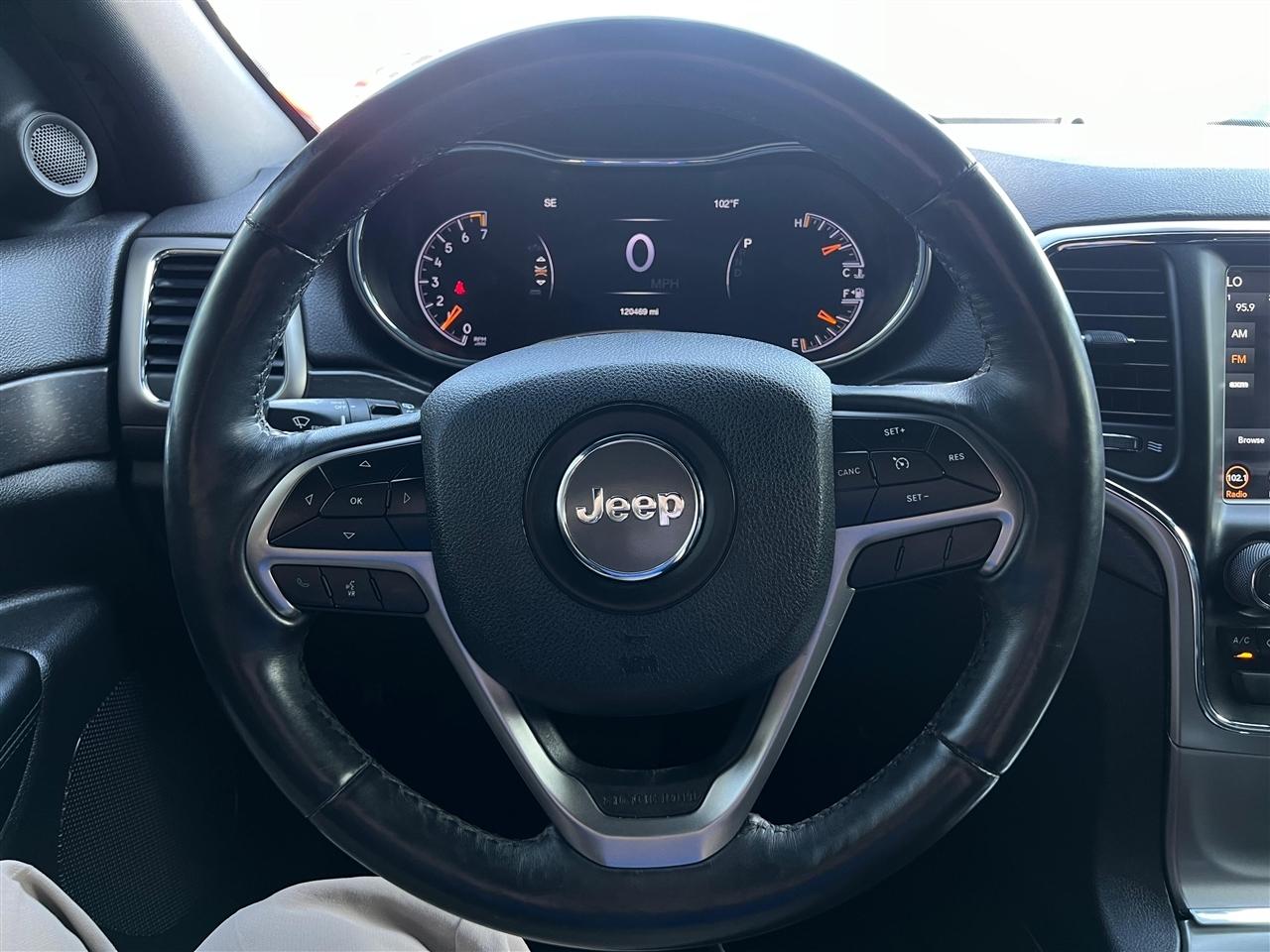 Jeep Grand Cherokee Laredo 2WD 2018