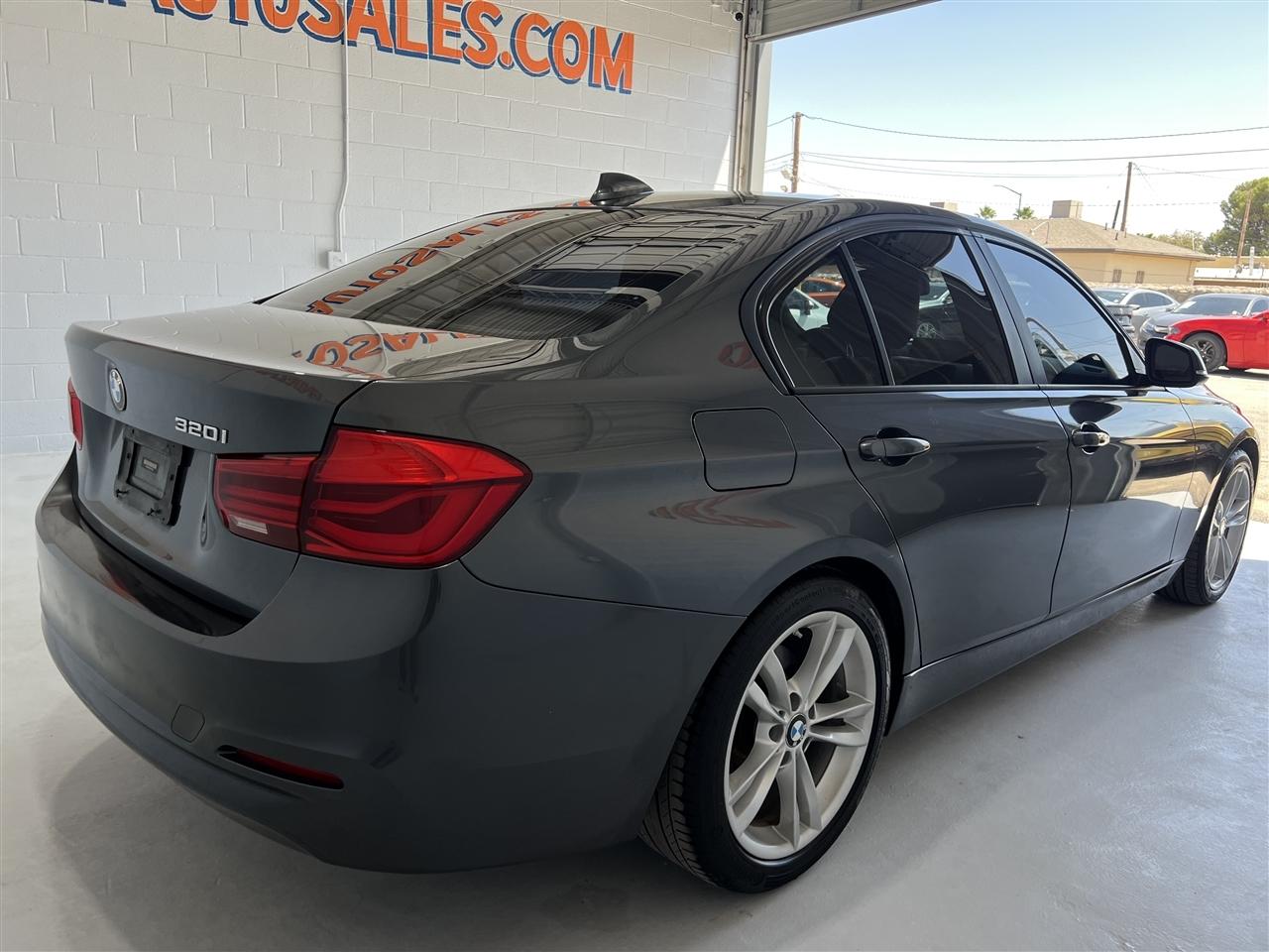 BMW 3-Series 320i Sedan 2016