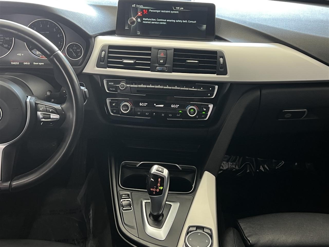 BMW 3-Series 320i Sedan 2016