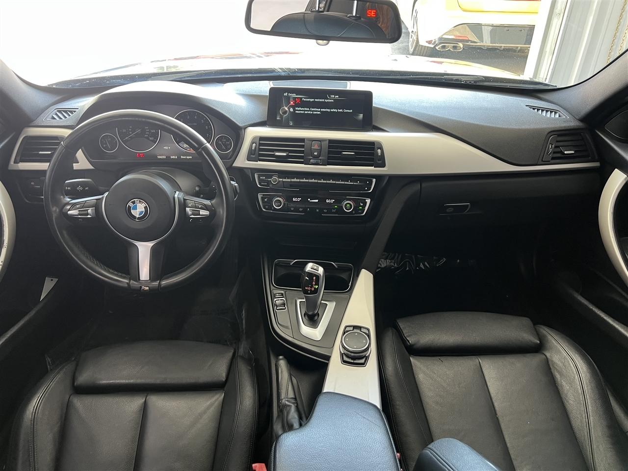 BMW 3-Series 320i Sedan 2016