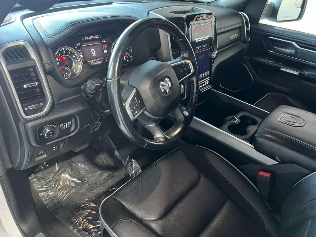 RAM 1500 Laramie Crew Cab SWB 4WD 2020
