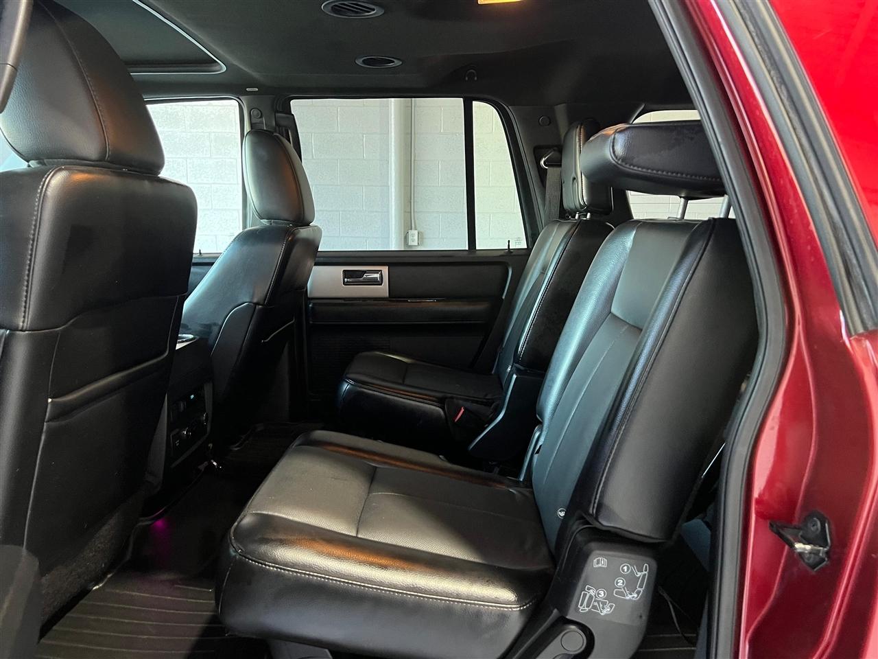 Ford Expedition EL Limited 2WD 2015