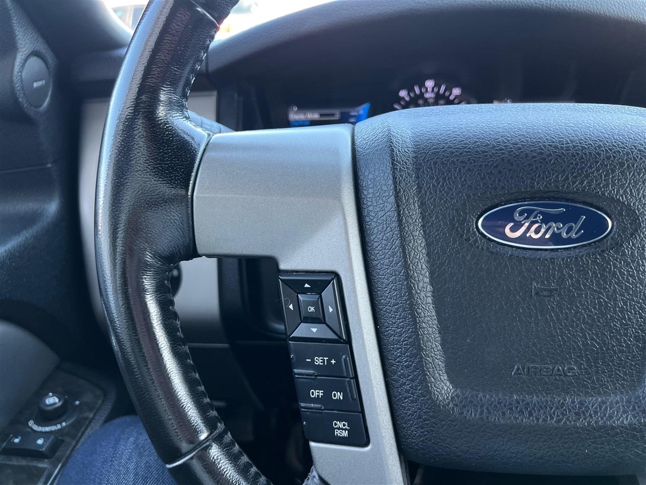 Ford Expedition EL Limited 2WD 2015