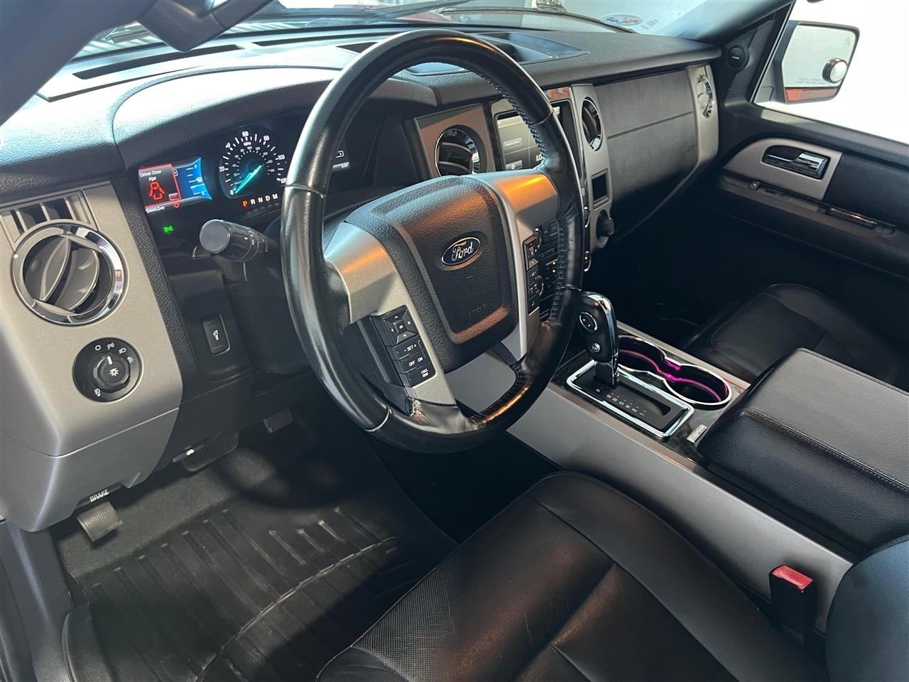 Ford Expedition EL Limited 2WD 2015