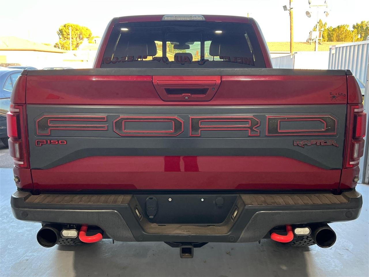 Ford F-150 Raptor SuperCrew 4WD 2017