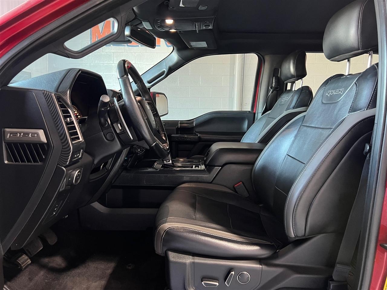 Ford F-150 Raptor SuperCrew 4WD 2017