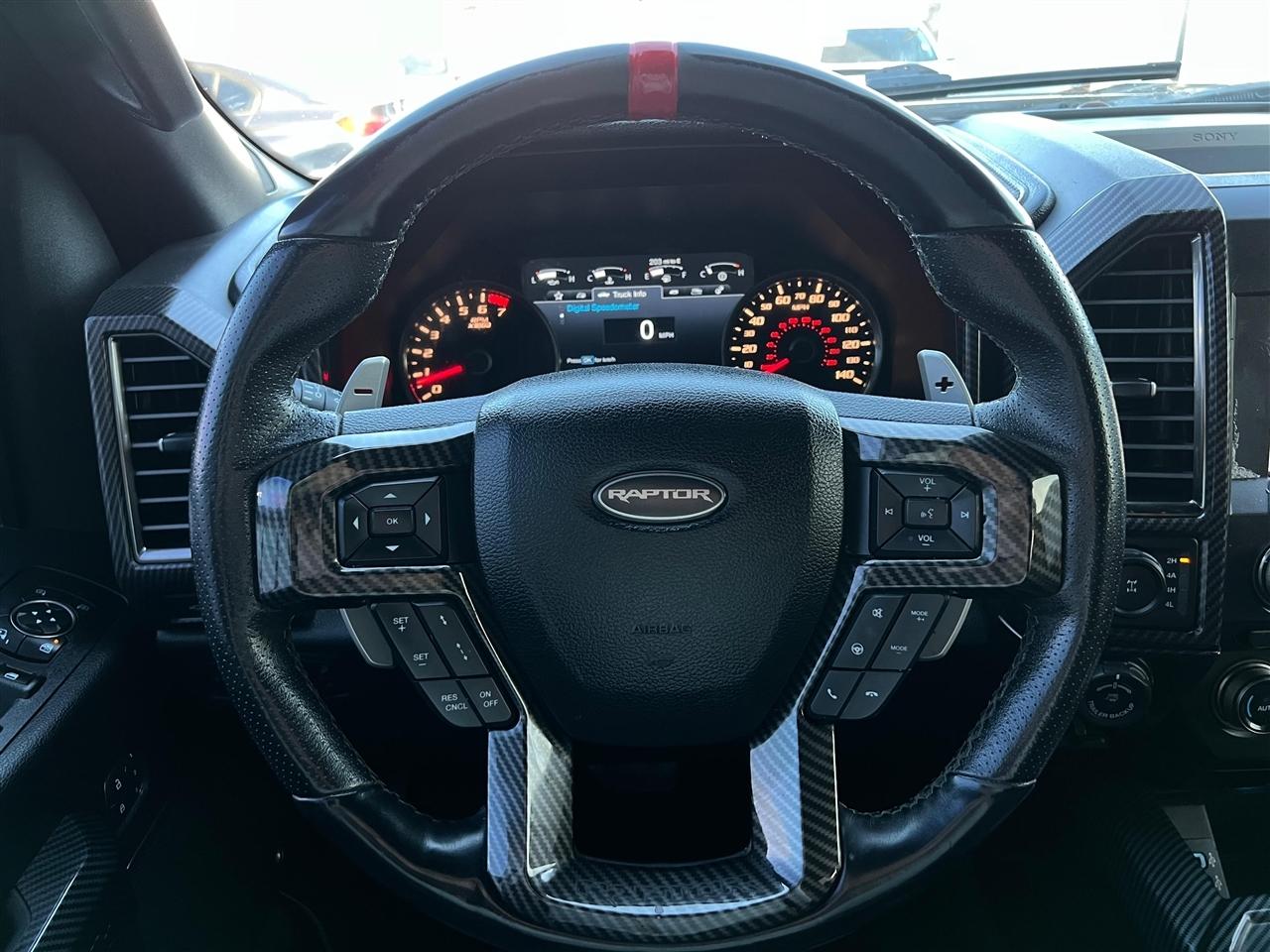 Ford F-150 Raptor SuperCrew 4WD 2017