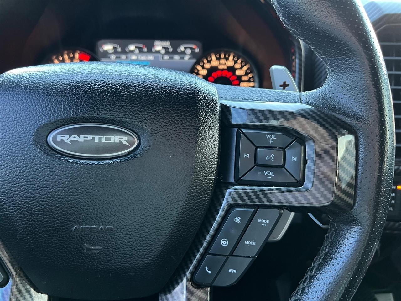 Ford F-150 Raptor SuperCrew 4WD 2017