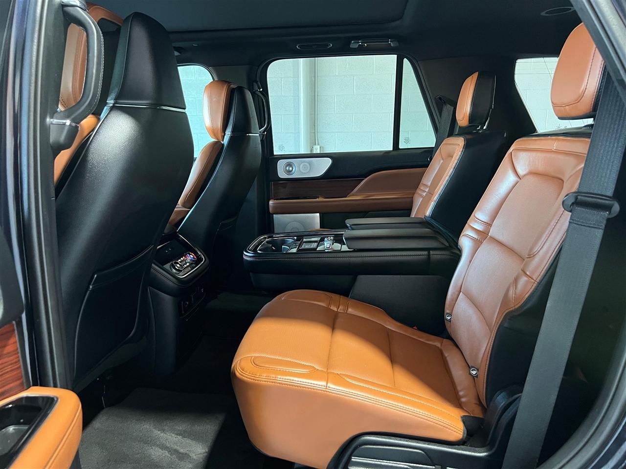 Lincoln Navigator Reserve 2WD 2021
