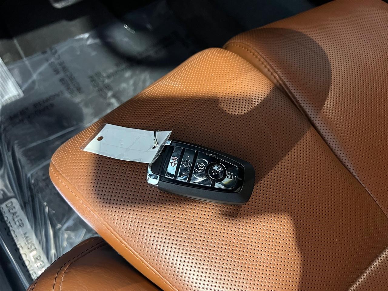 Lincoln Navigator Reserve 2WD 2021