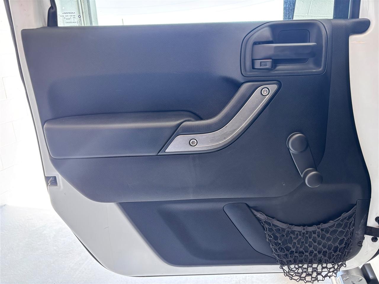 Jeep Wrangler Sport 4WD 2014