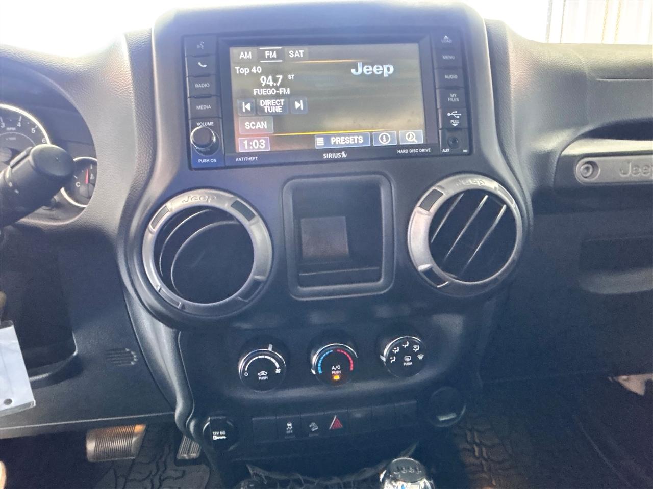 Jeep Wrangler Sport 4WD 2014