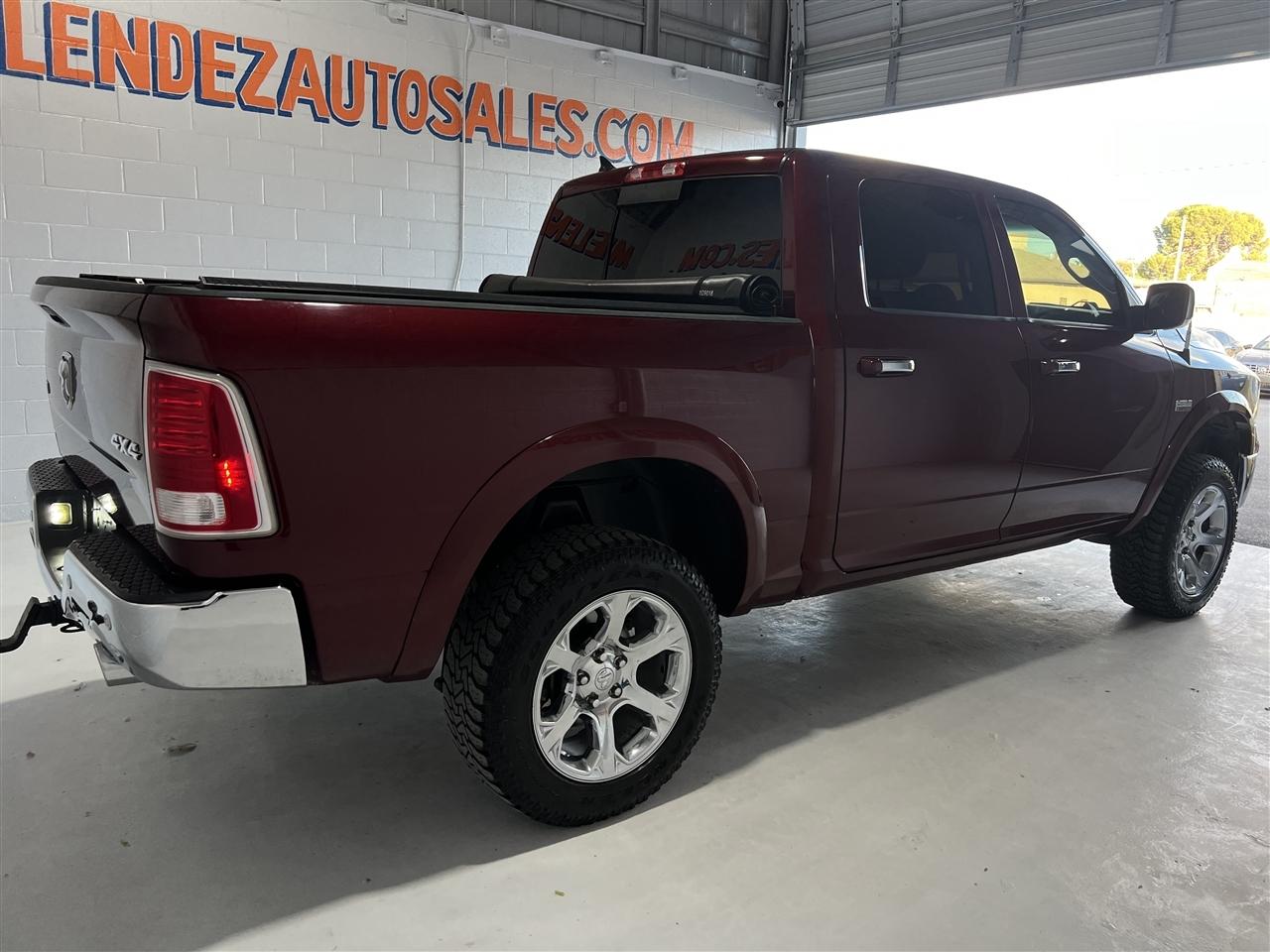 RAM 1500 Laramie Crew Cab SWB 4WD 2017