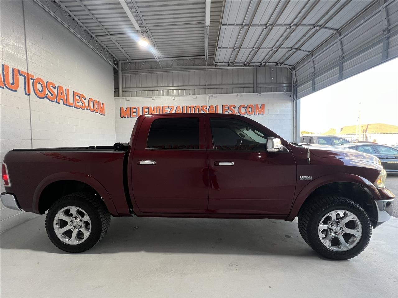 RAM 1500 Laramie Crew Cab SWB 4WD 2017