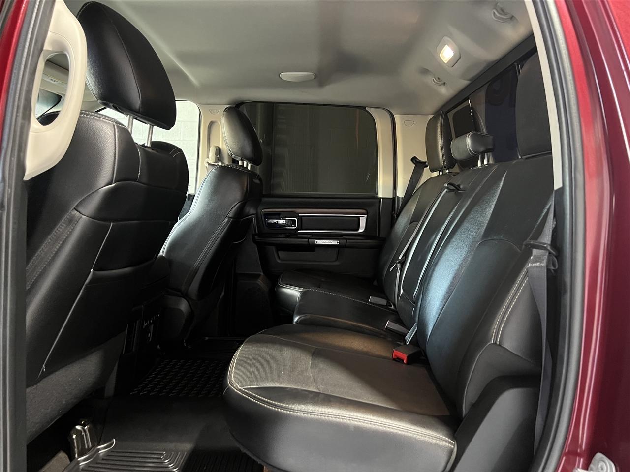 RAM 1500 Laramie Crew Cab SWB 4WD 2017