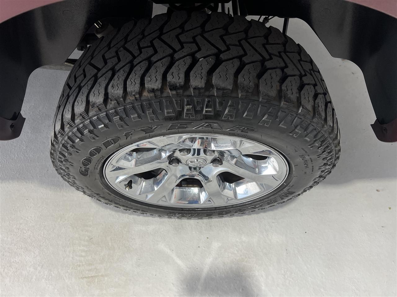 RAM 1500 Laramie Crew Cab SWB 4WD 2017