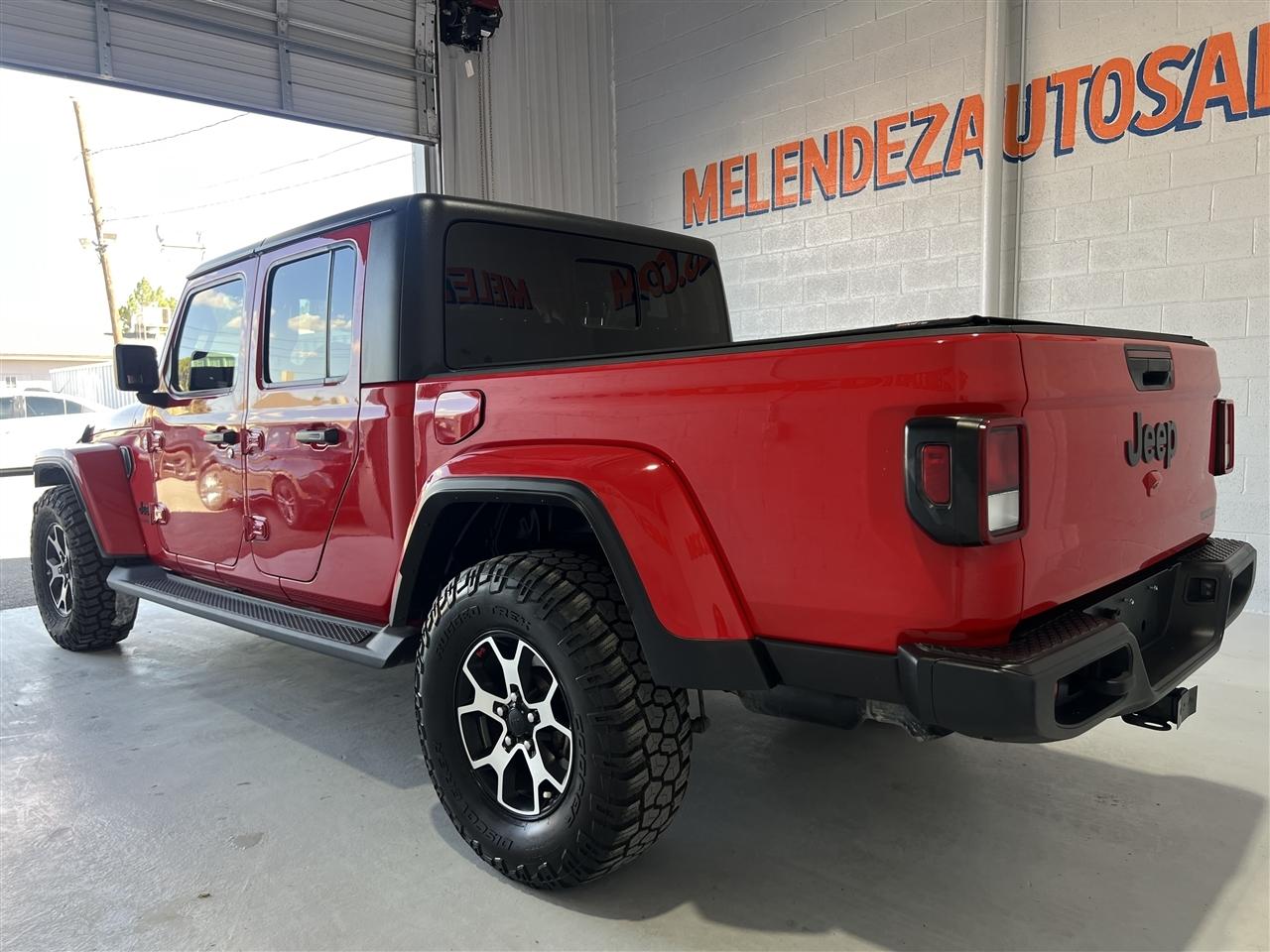 Jeep Gladiator Sport S 2021
