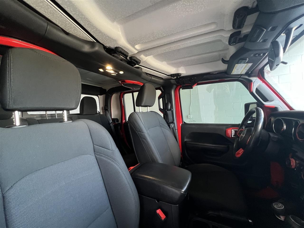 Jeep Gladiator Sport S 2021