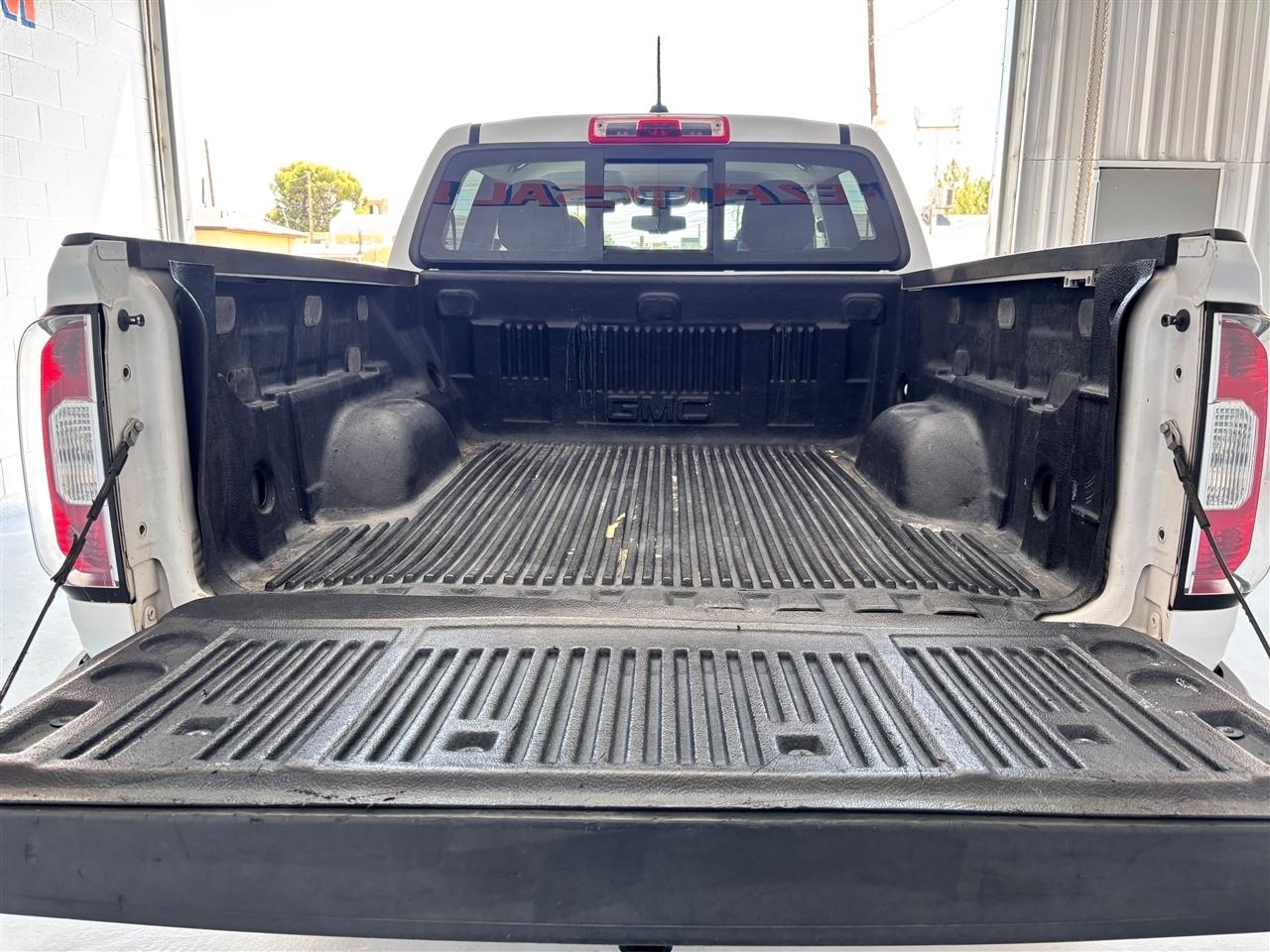 GMC Canyon SLE Crew Cab 4WD 2017