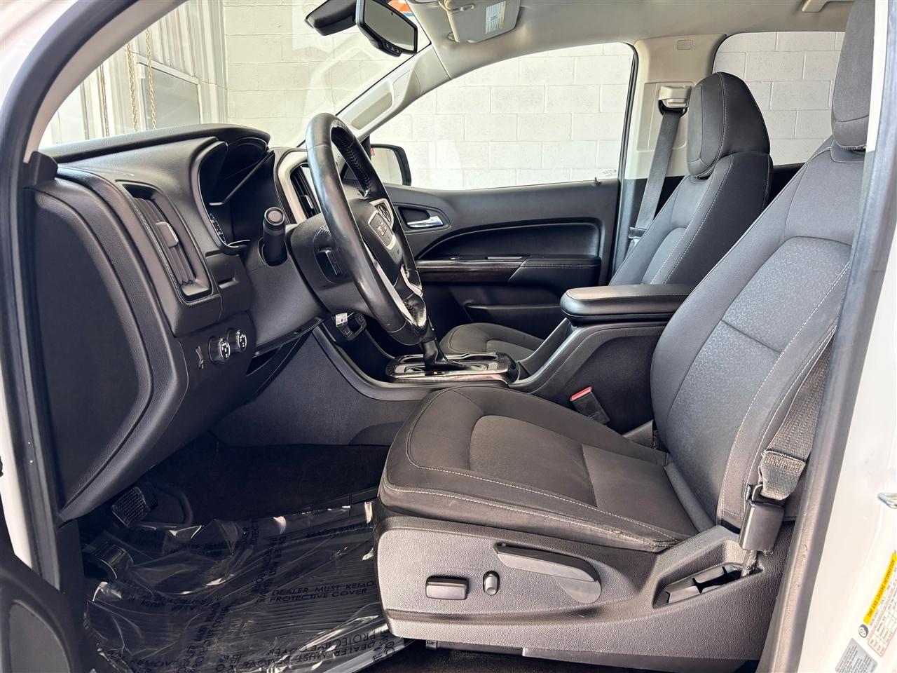 GMC Canyon SLE Crew Cab 4WD 2017