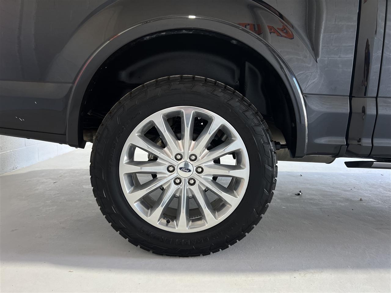 Ford F-150 XL SuperCrew 5.5-ft. Bed 4WD 2019
