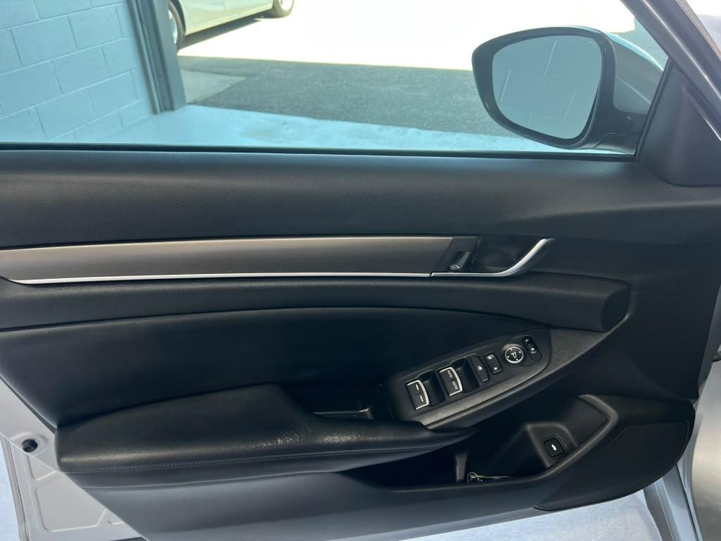 Honda Accord LX CVT 2018