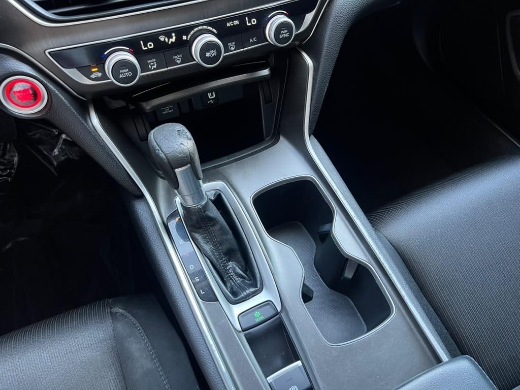 Honda Accord LX CVT 2018
