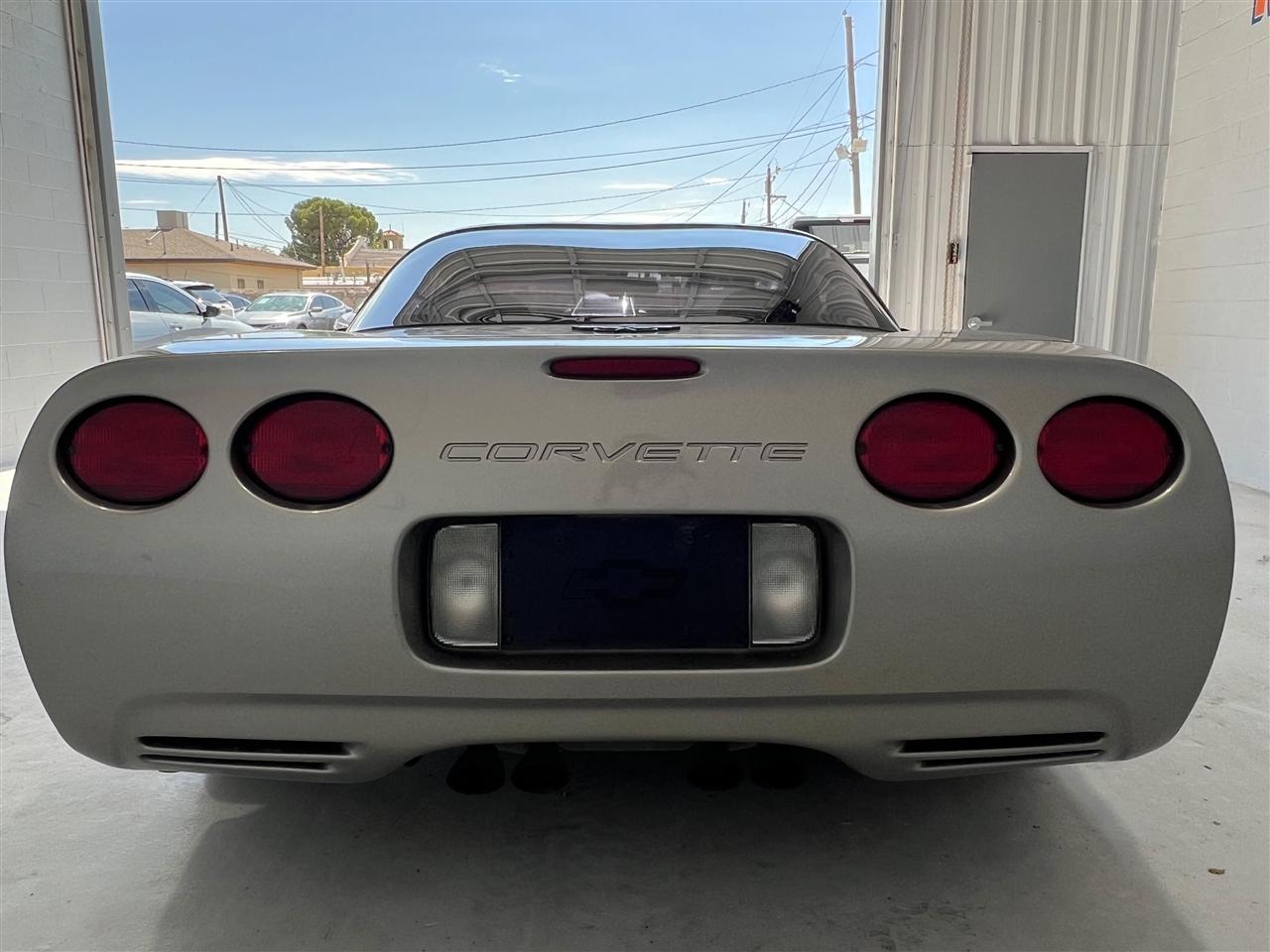 Chevrolet Corvette Coupe 1998