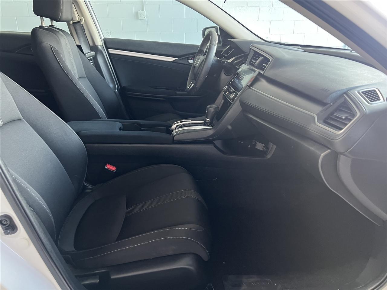 Honda Civic EX Sedan CVT 2018