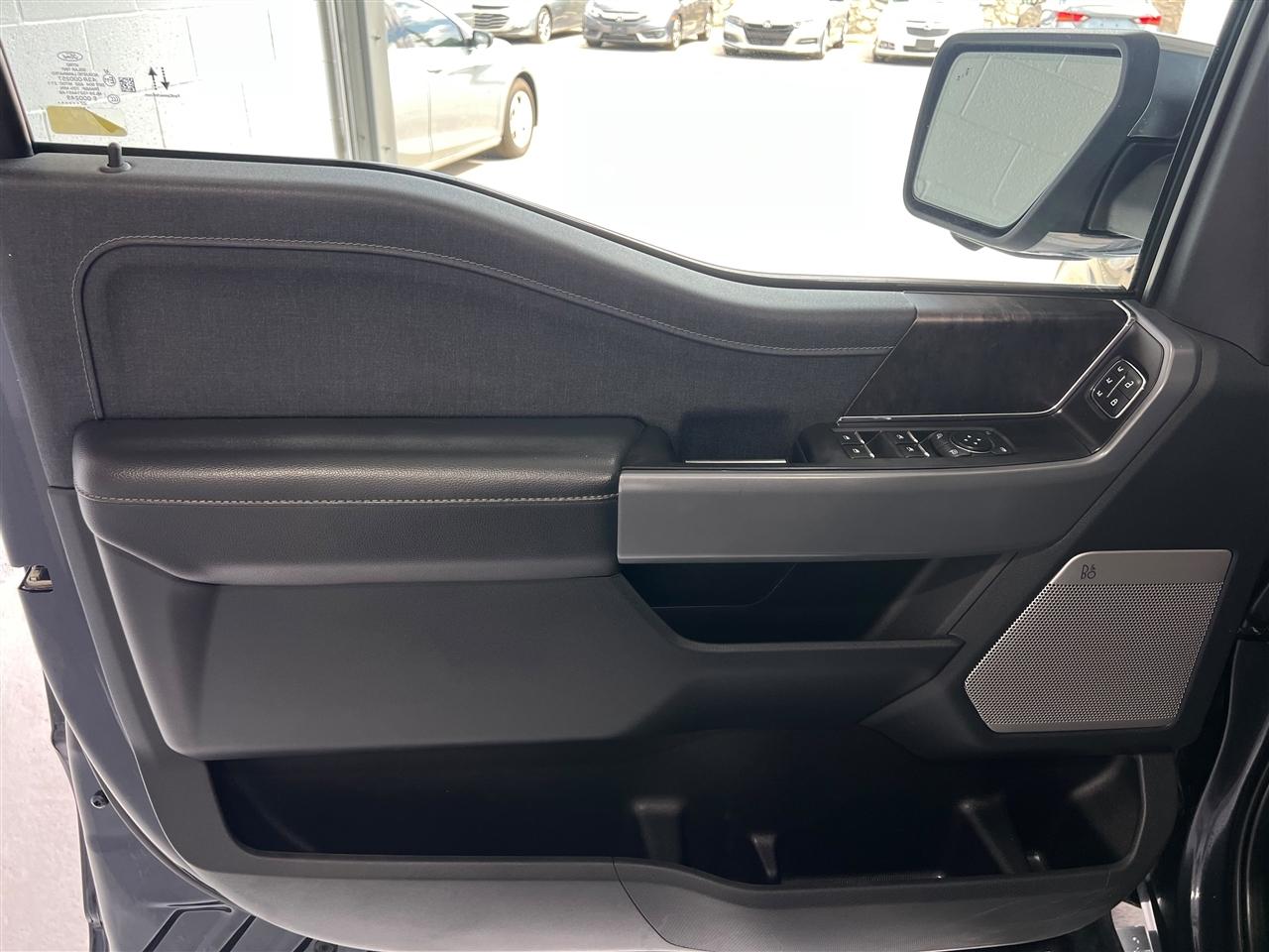 Ford F-150 XL SuperCrew 5.5-ft. Bed 4WD 2022