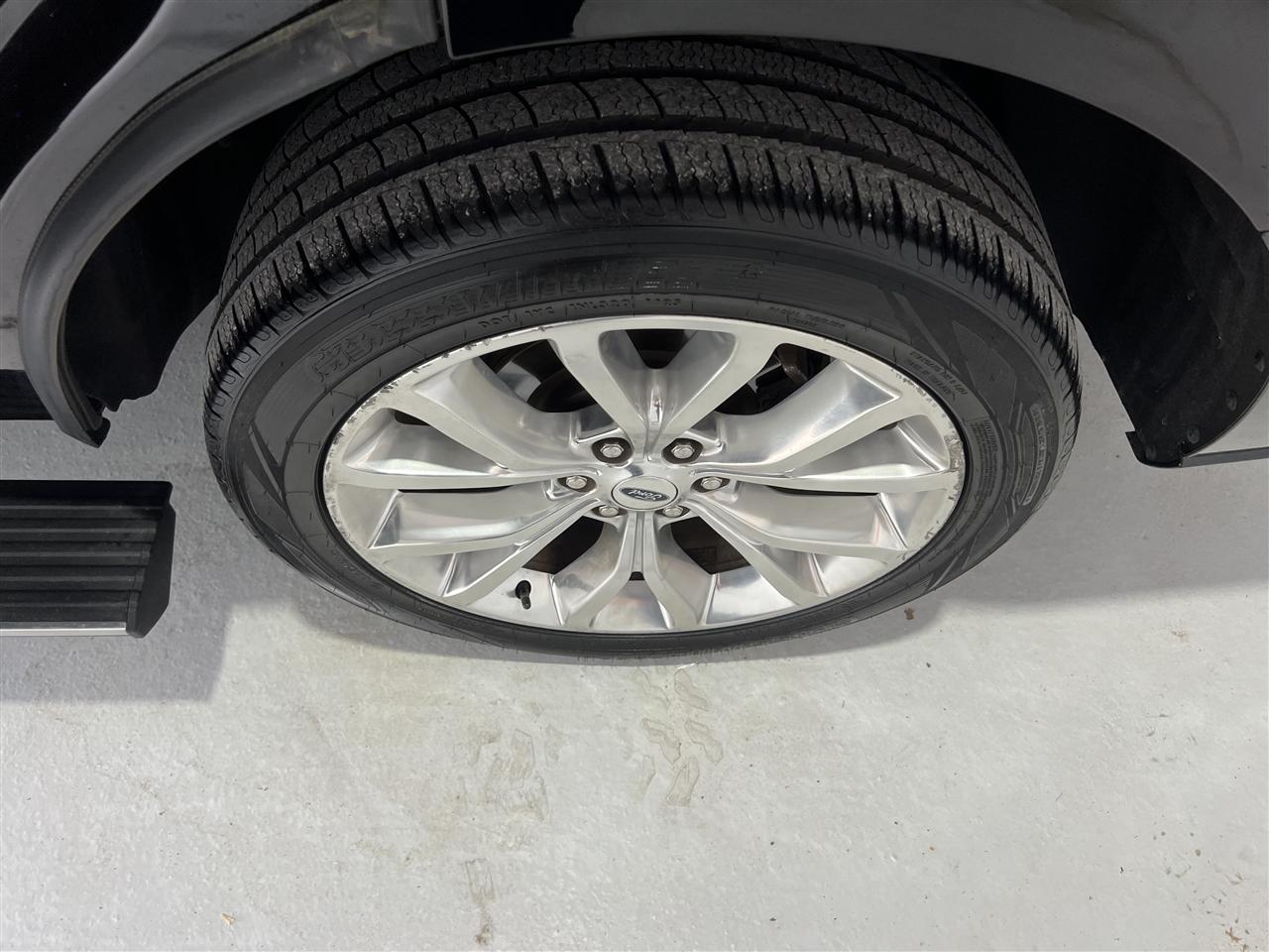 Ford Expedition Platinum 2WD 2019