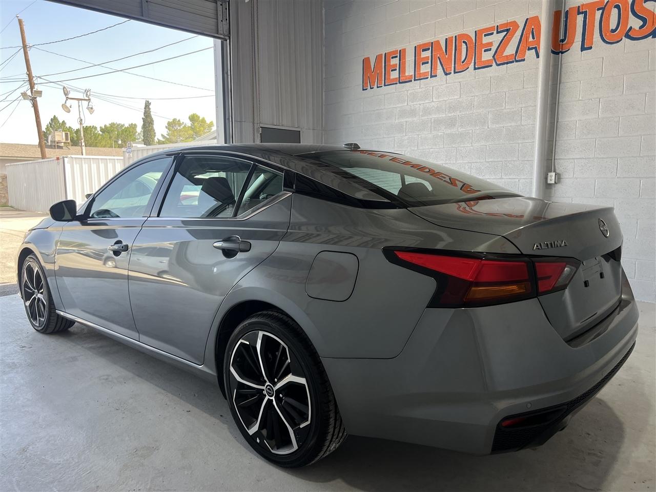 Nissan Altima 2.5 SR 2023