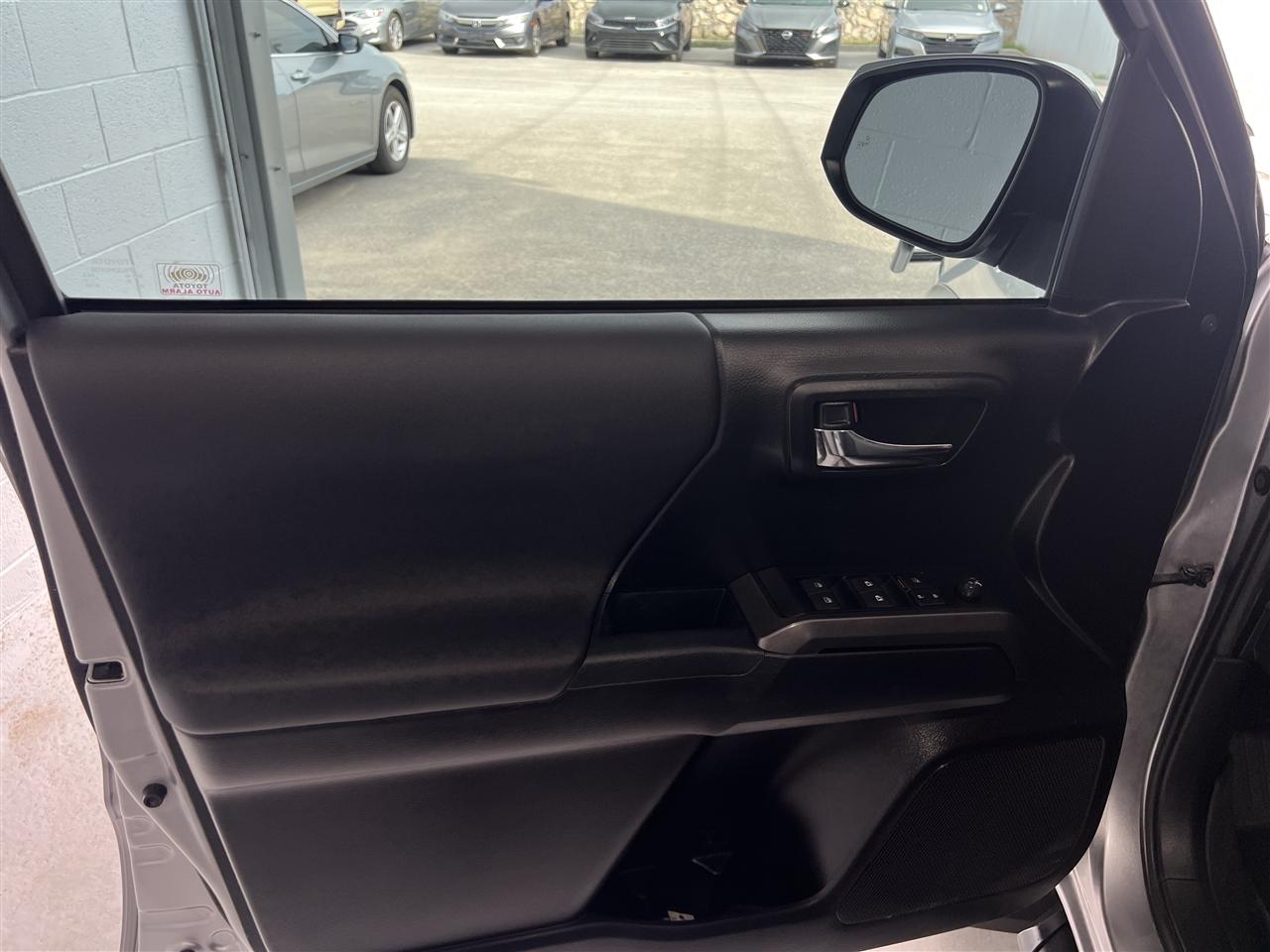 Toyota Tacoma SR5 Double Cab Long Bed V6 6AT 4WD 2021