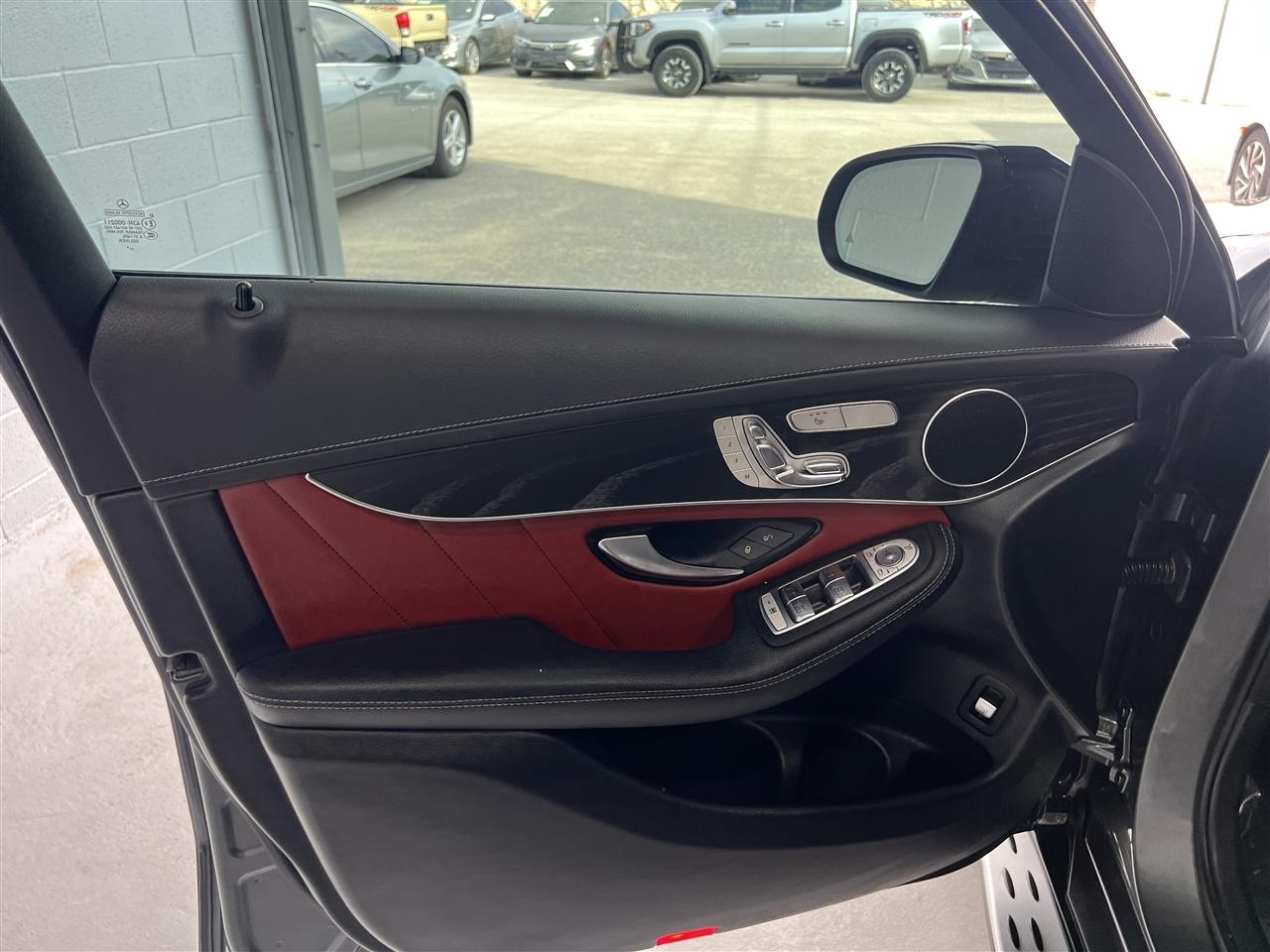 Mercedes-Benz GLC-Class GLC300 4MATIC 2018