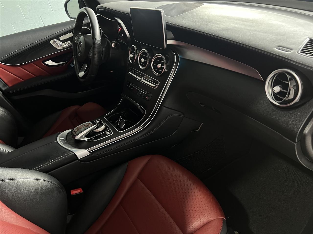 Mercedes-Benz GLC-Class GLC300 4MATIC 2018