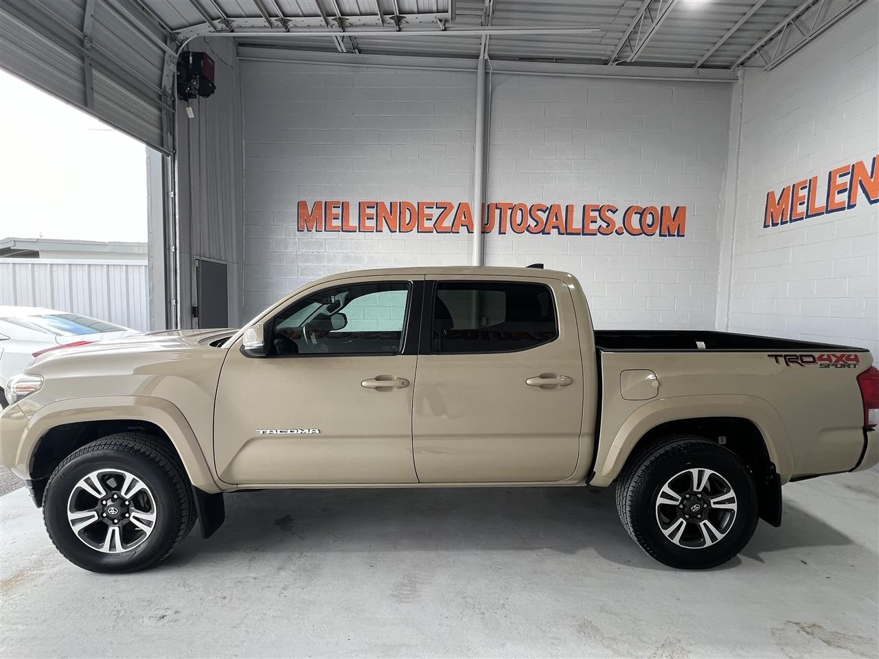 Toyota Tacoma SR5 Double Cab Long Bed V6 6AT 4WD 2017