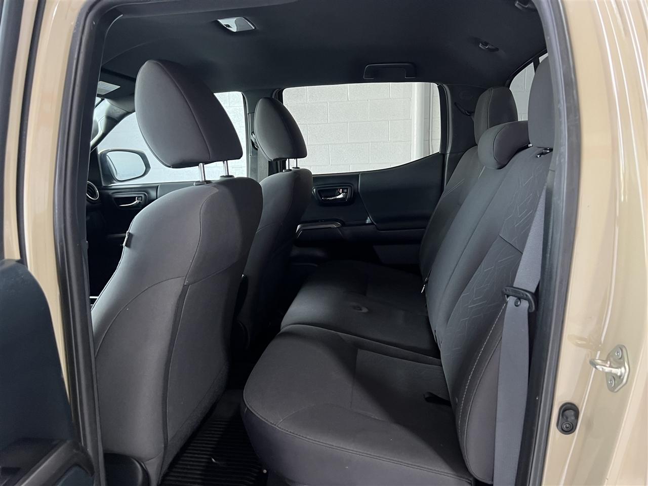 Toyota Tacoma SR5 Double Cab Long Bed V6 6AT 4WD 2017