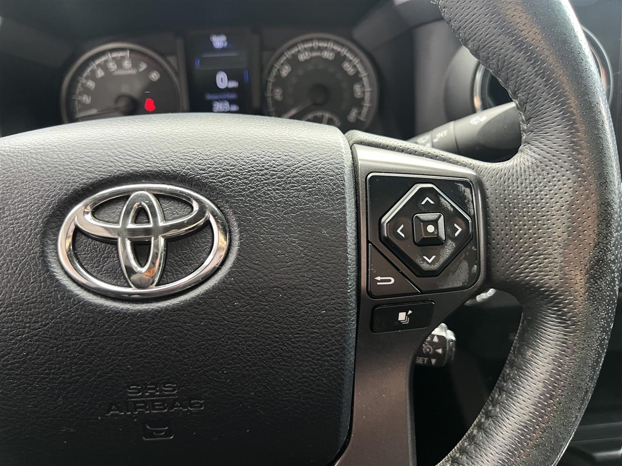 Toyota Tacoma SR5 Double Cab Long Bed V6 6AT 4WD 2017