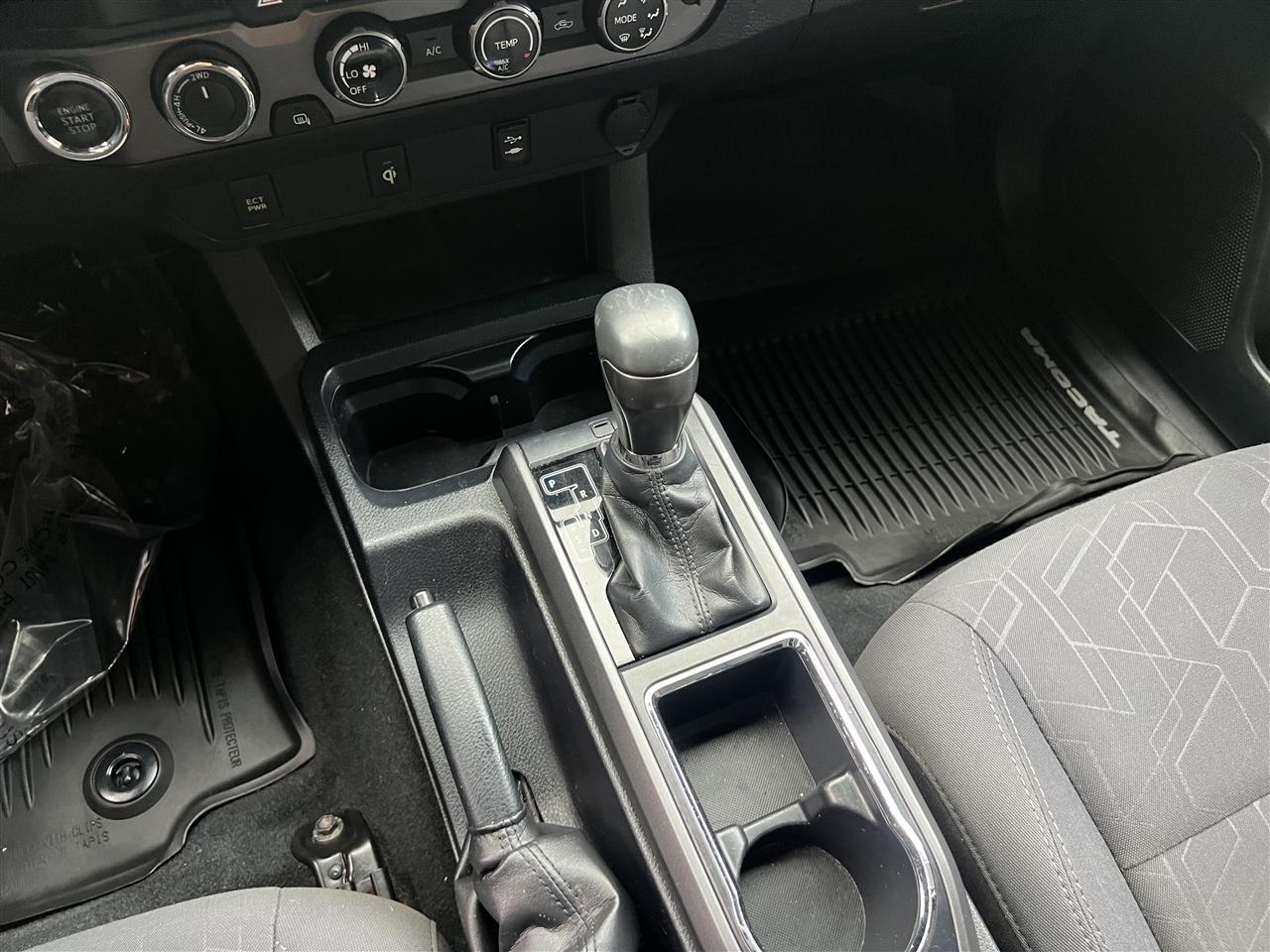 Toyota Tacoma SR5 Double Cab Long Bed V6 6AT 4WD 2017