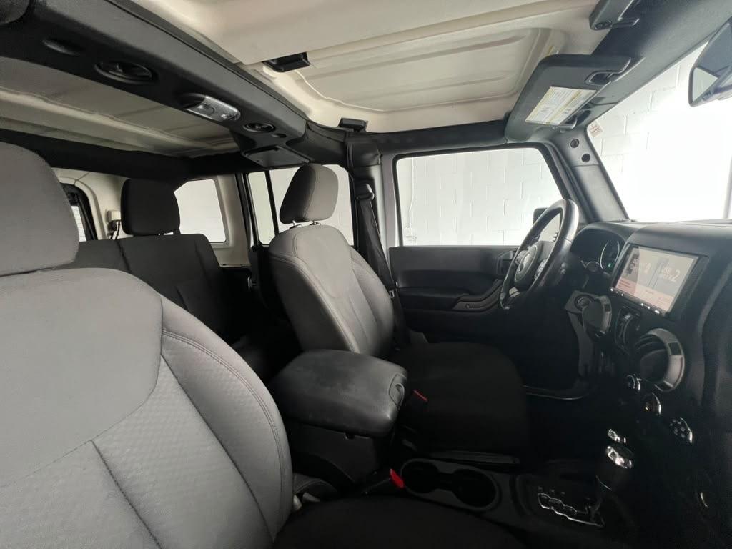 Jeep Wrangler Unlimited Sport 4WD 2017