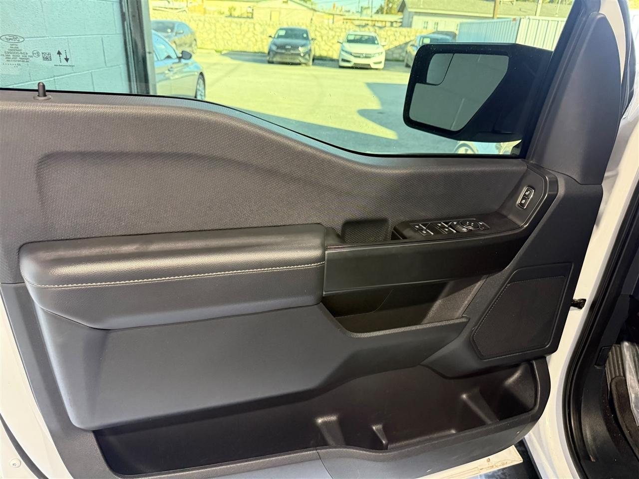 Ford F-150 XL SuperCrew 5.5-ft. Bed 4WD 2023