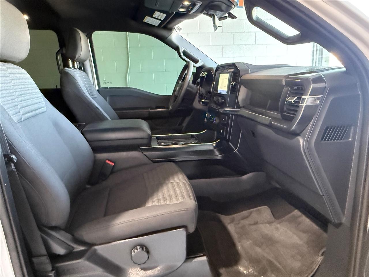 Ford F-150 XL SuperCrew 5.5-ft. Bed 4WD 2023