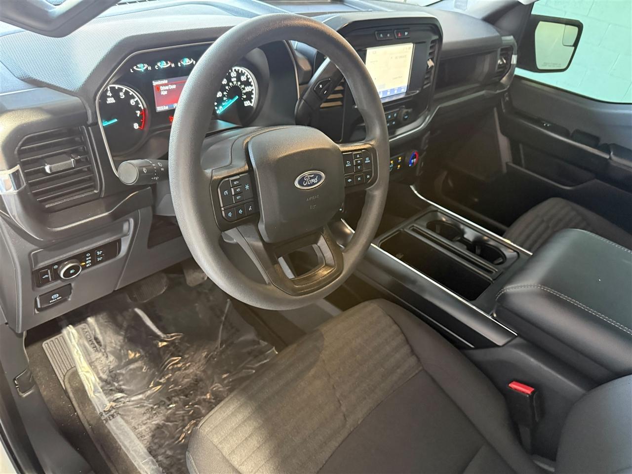Ford F-150 XL SuperCrew 5.5-ft. Bed 4WD 2023