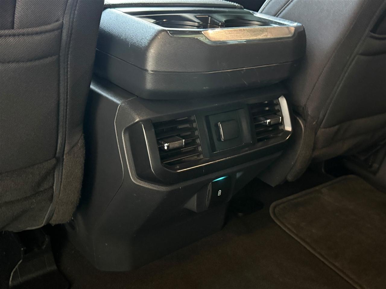 Ford F-150 XL SuperCrew 5.5-ft. Bed 4WD 2023