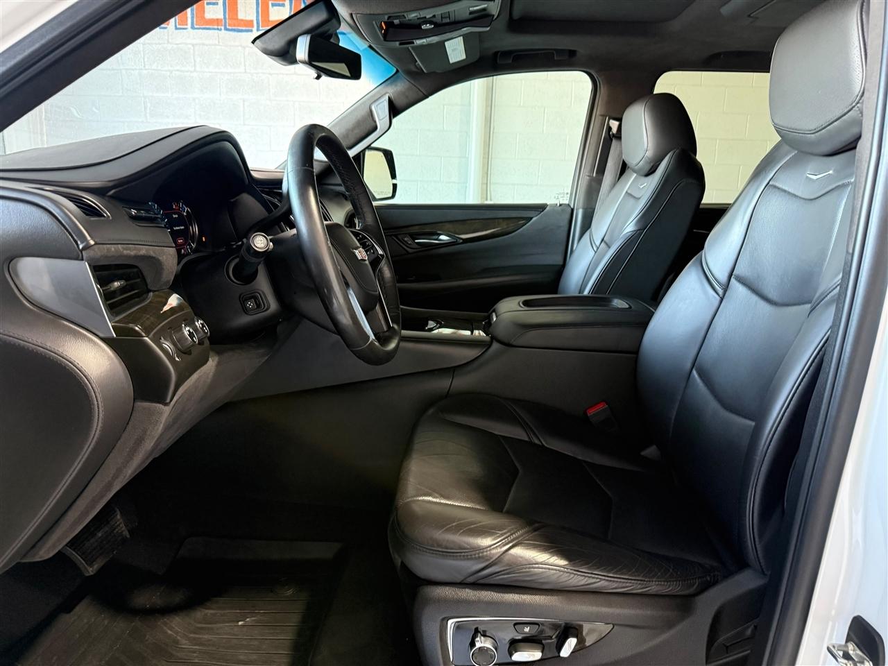 Cadillac Escalade Platinum 4WD 2020