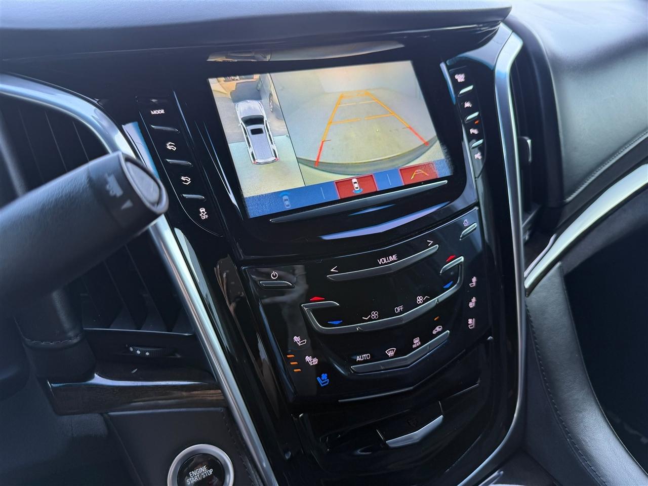 Cadillac Escalade Platinum 4WD 2020