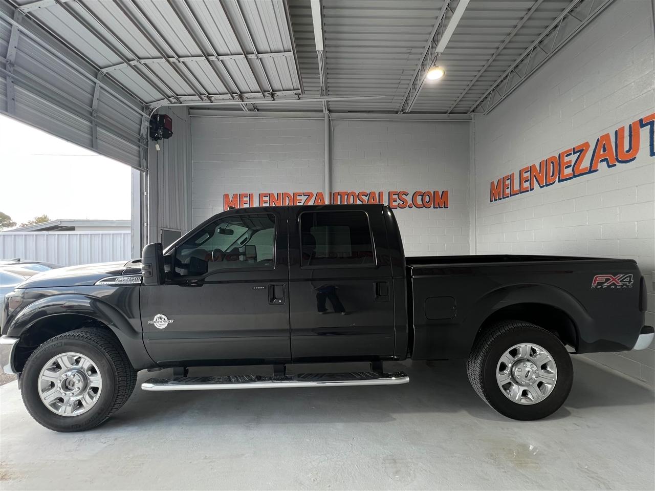 Ford F-250 SD Lariat Crew Cab 4WD 2015