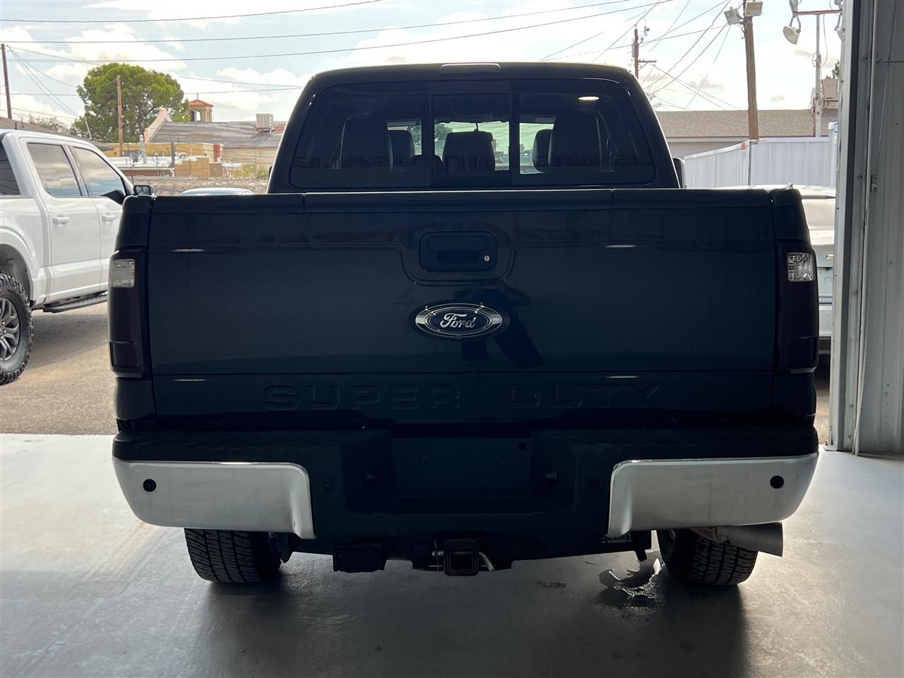 Ford F-250 SD Lariat Crew Cab 4WD 2015